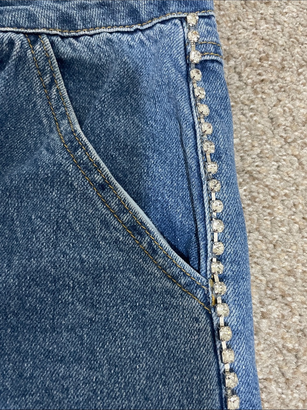 Forever 21 Women's Blue Straight-Leg Denim with Rhinestone trim Size US 30 - Picture 5 of 10